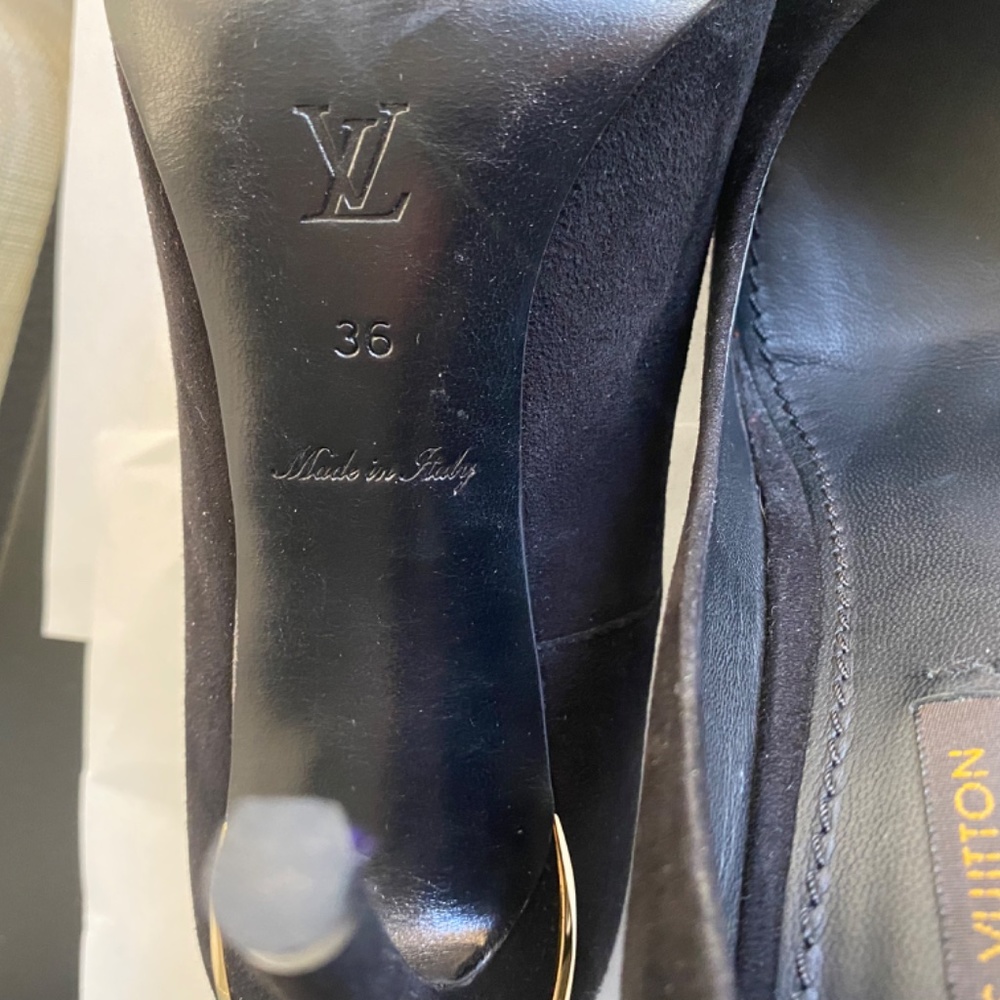 Louis Vuitton black suede leather pumps gold metal trim size 36-6 heels Italy - Picture 9 of 9